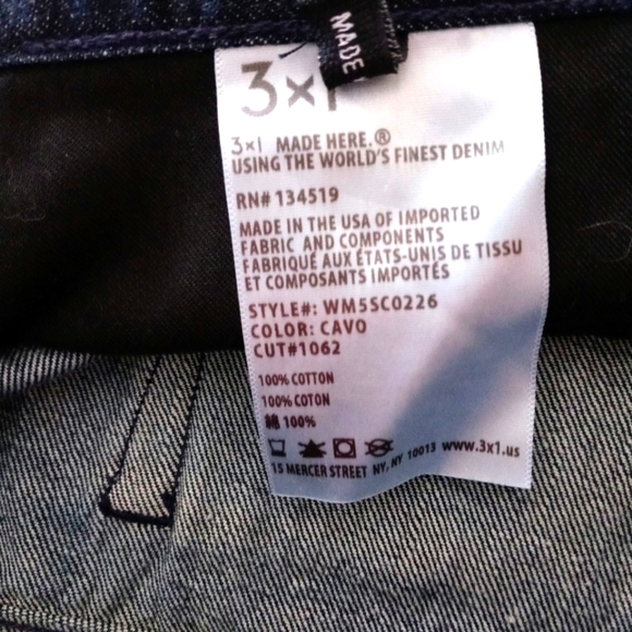 NEW 3X1 Women's Raw Hem  Distressed Dark Blue Jean Shorts Size 28 New - Picture 14 of 14